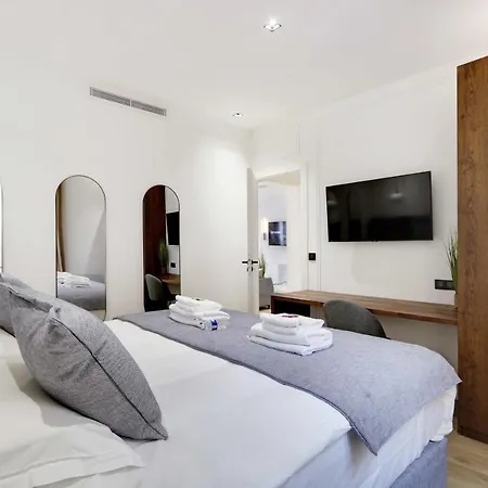 Montorgueil Apartment Paris