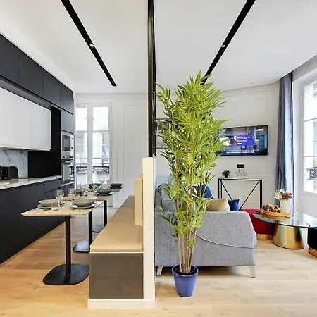 Montorgueil Apartment